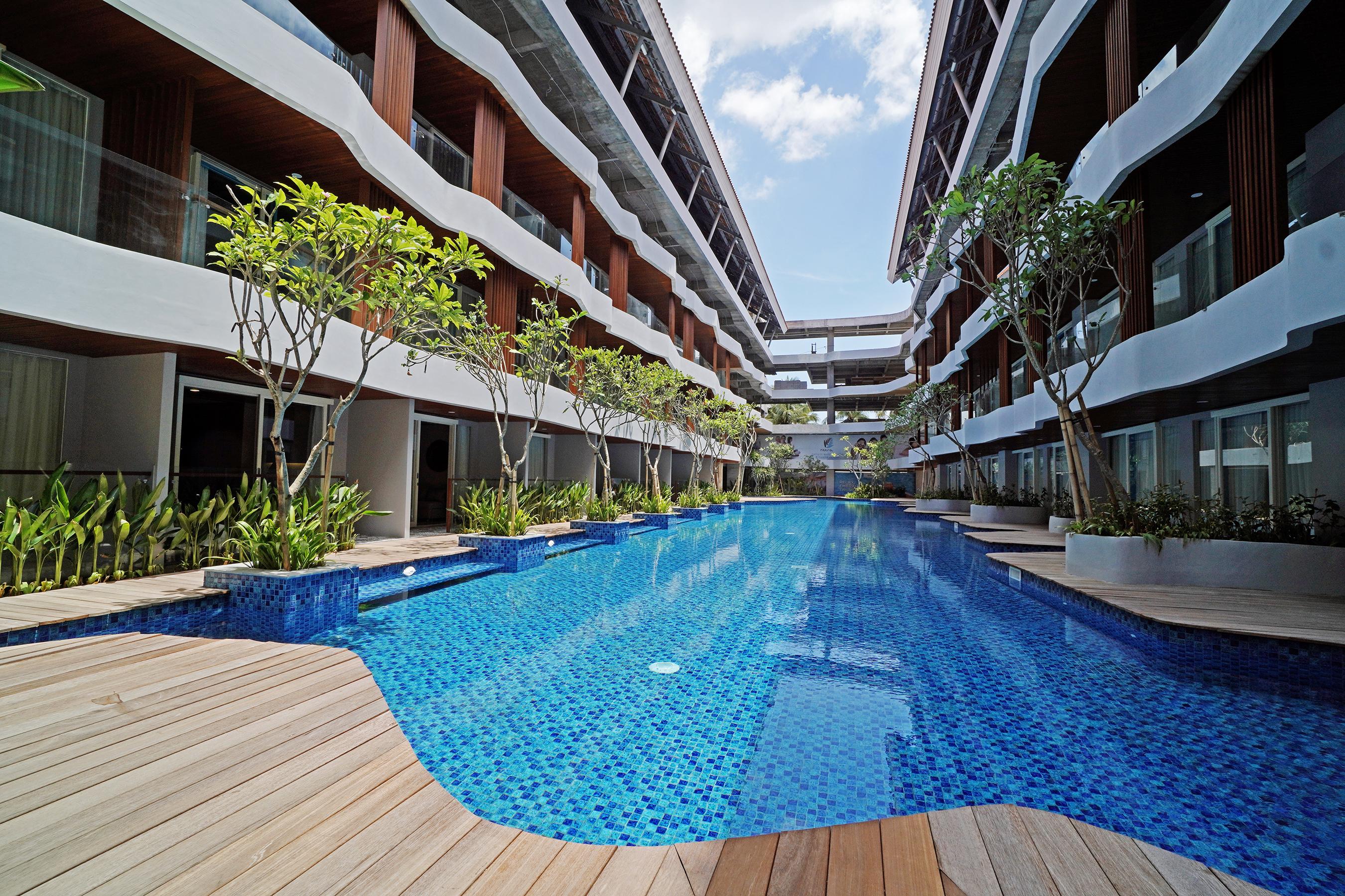 Wyndham Garden Kuta Beach Bali Экстерьер фото