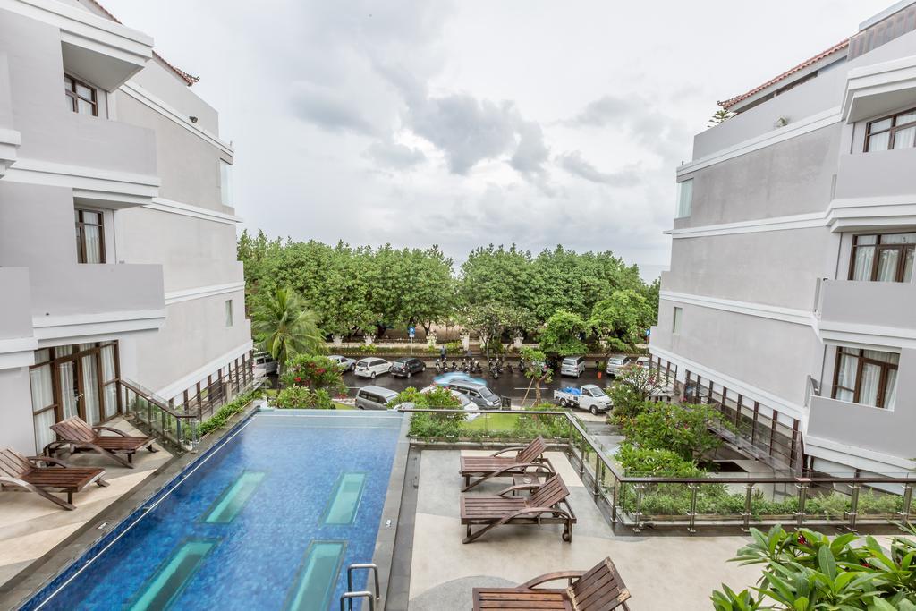 Wyndham Garden Kuta Beach Bali Экстерьер фото