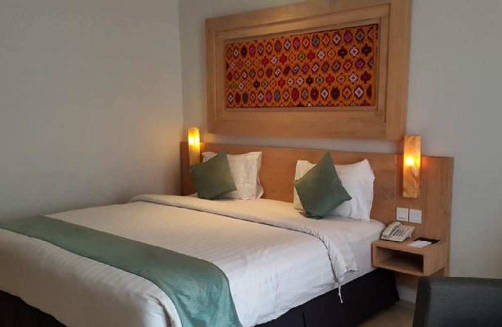 Wyndham Garden Kuta Beach Bali Экстерьер фото