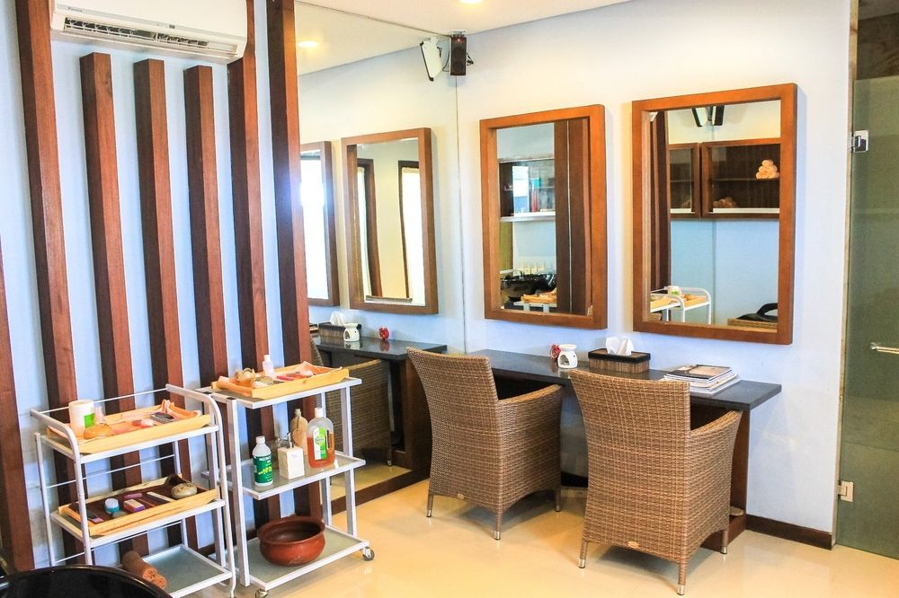Wyndham Garden Kuta Beach Bali Экстерьер фото